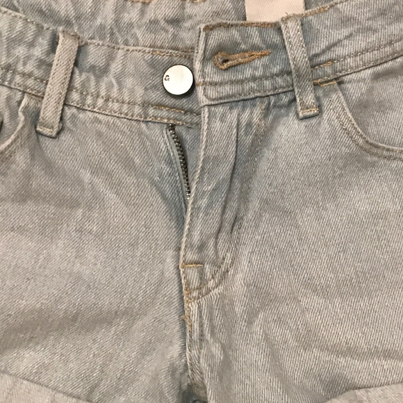 Short - Picture 2 of 3